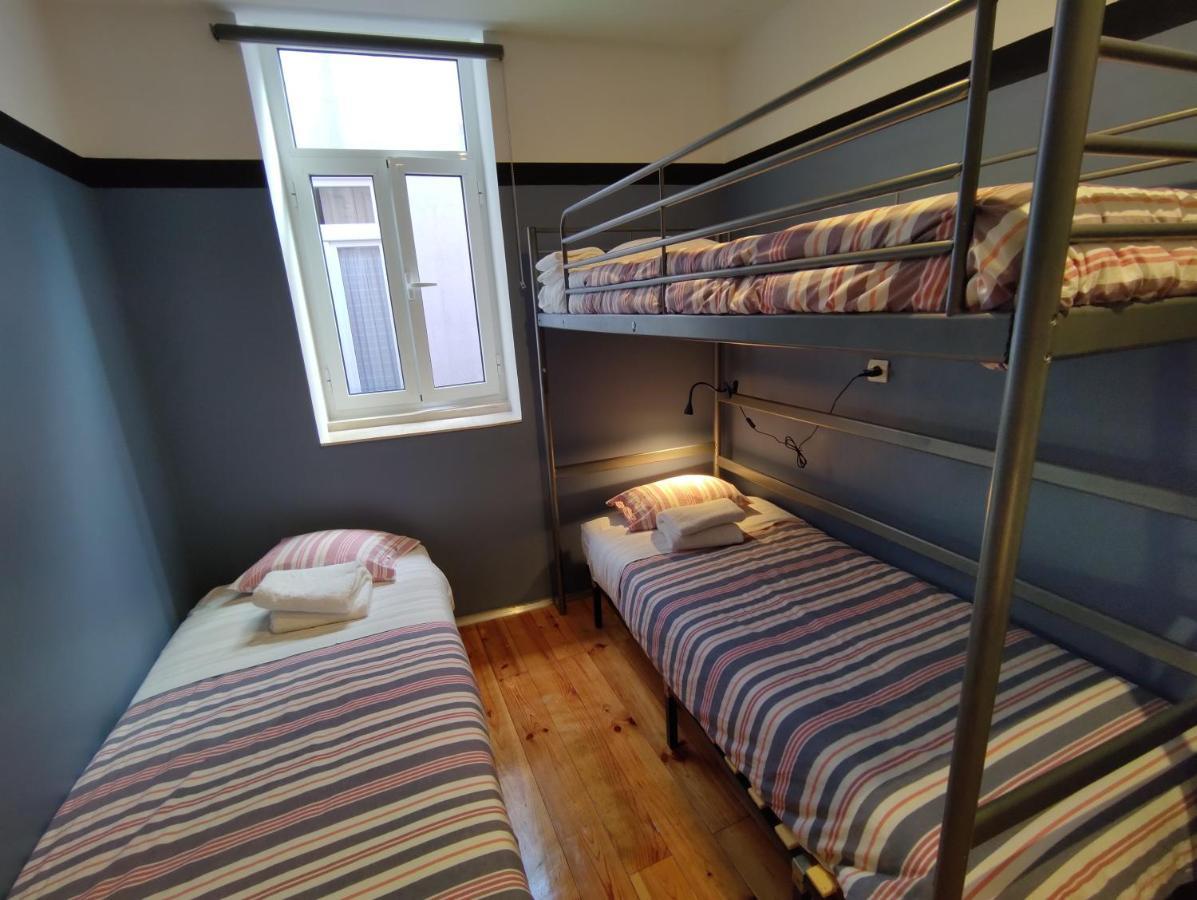 Sardines And Friends Hostel 04 โปโว เดอ วาร์ซิม ภายนอก รูปภาพ
