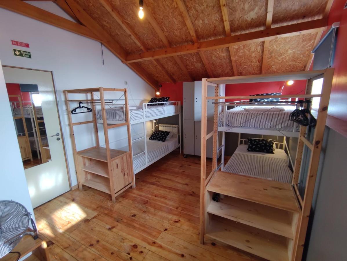 Sardines And Friends Hostel 04 โปโว เดอ วาร์ซิม ภายนอก รูปภาพ