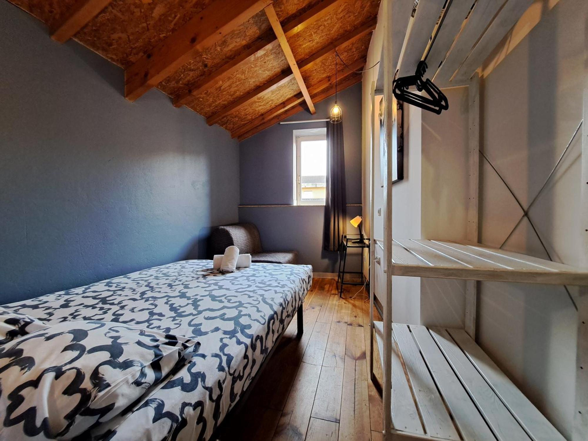 Sardines And Friends Hostel 04 โปโว เดอ วาร์ซิม ห้อง รูปภาพ