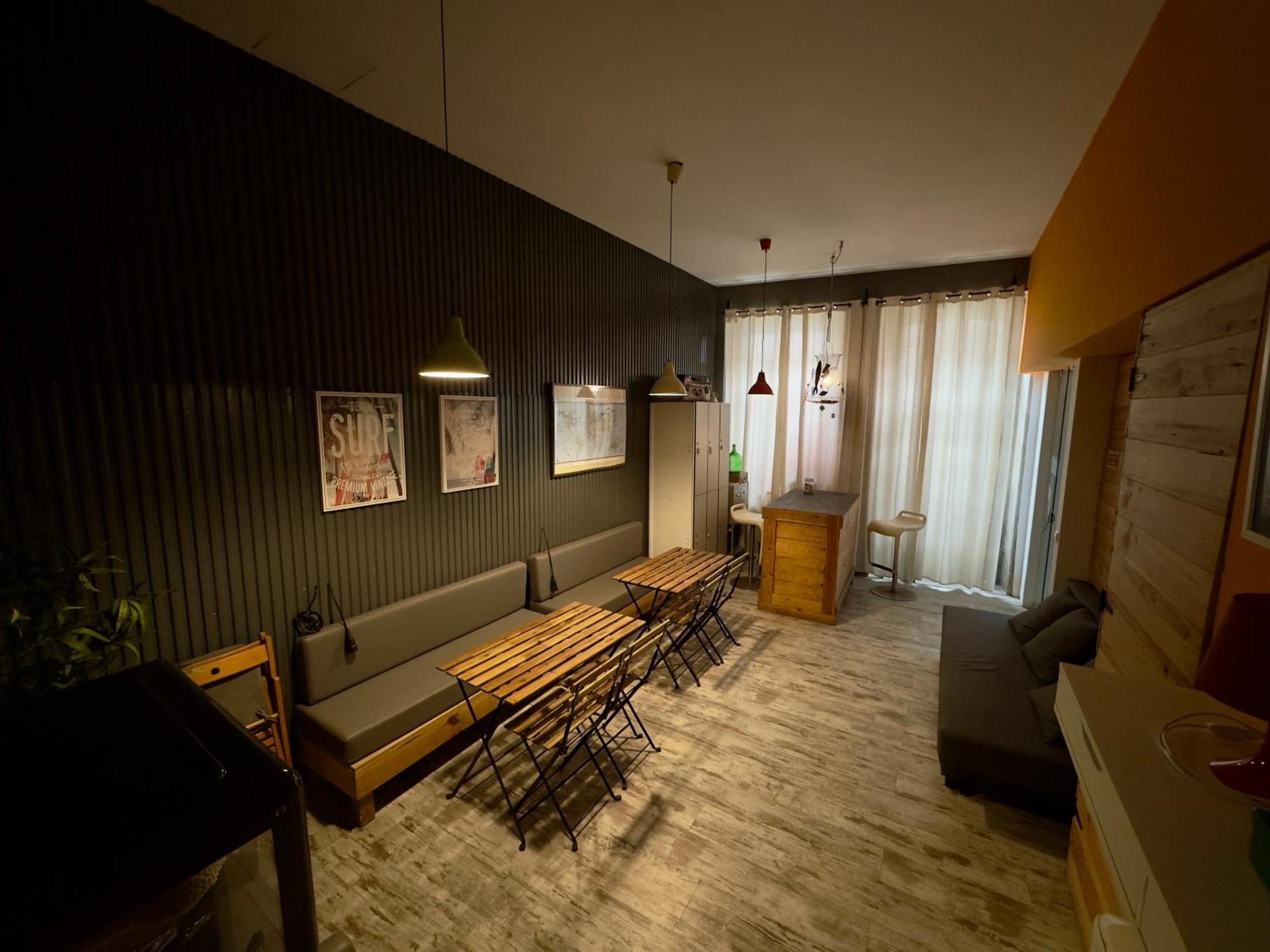 Sardines And Friends Hostel 04 โปโว เดอ วาร์ซิม ภายนอก รูปภาพ